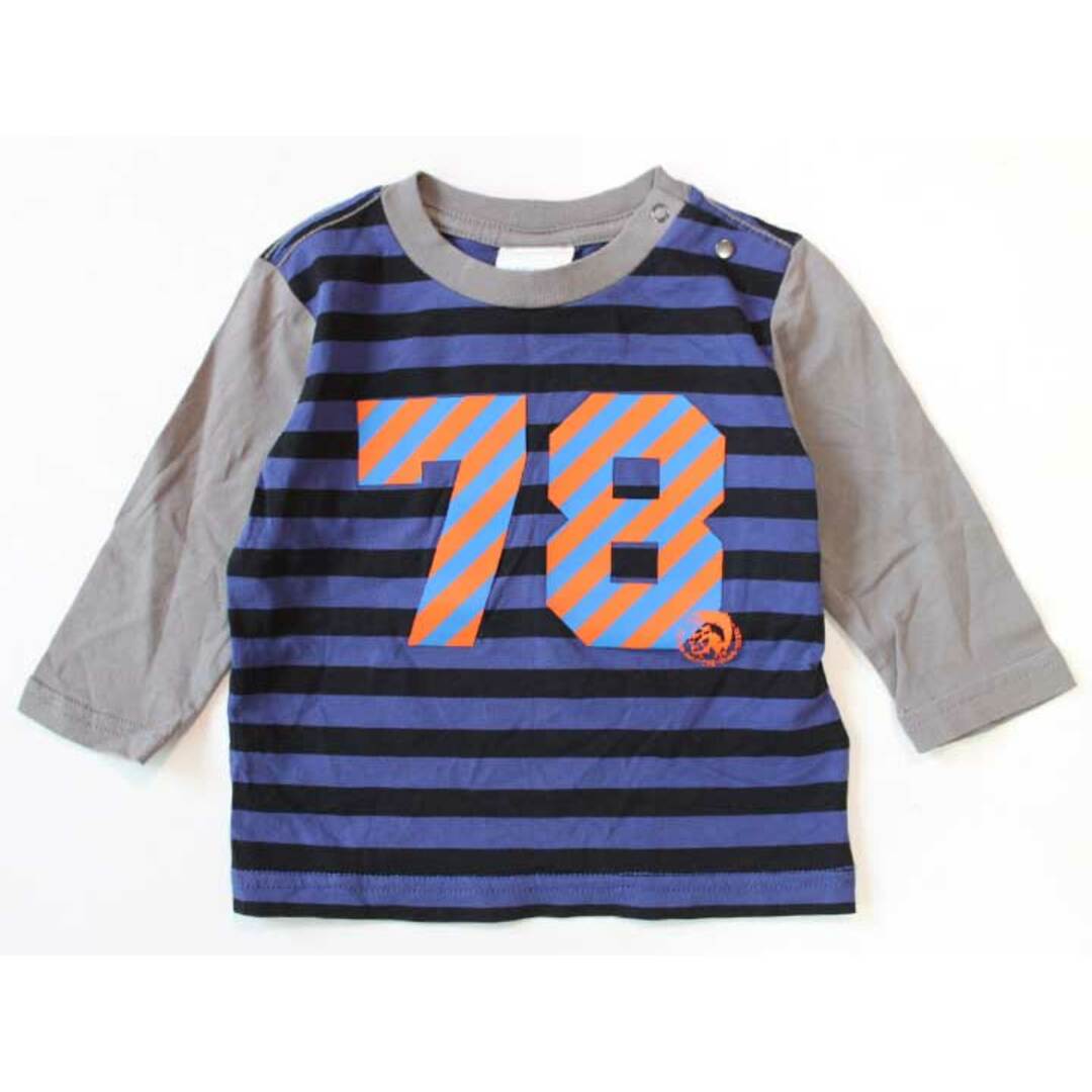 DIESEL(ディーゼル)の【値下げ!】☆ディーゼルキッズ/DIESEL kids☆70cm位 長袖Tシャツ/長袖カットソー/ロンT 青×黒 【中古】子供服 キッズ kids ベビー服 baby 男の子 春秋 122032 tops キッズ/ベビー/マタニティのベビー服(~85cm)(Ｔシャツ)の商品写真