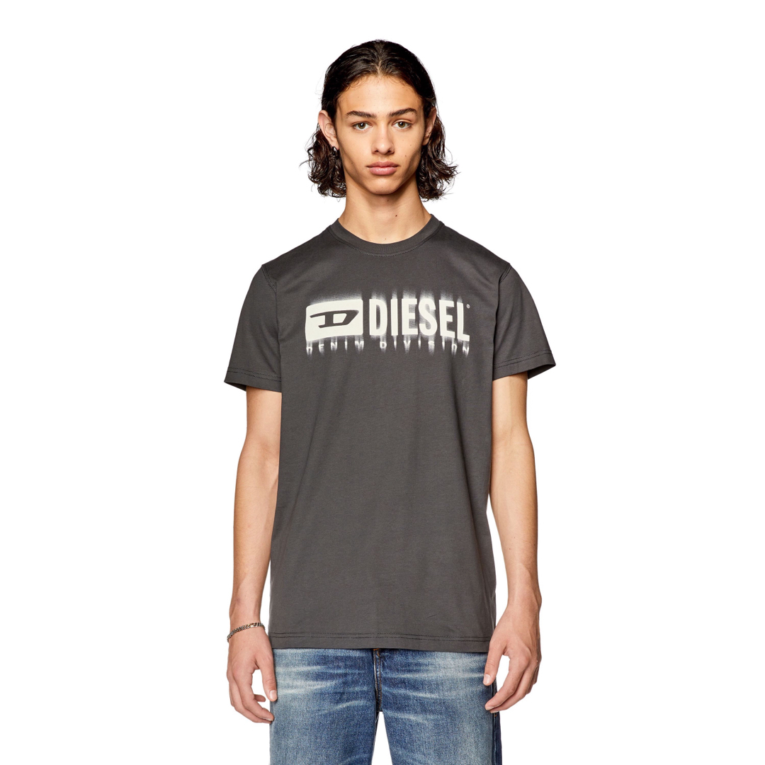 DIESEL(ディーゼル)のDIESEL 新品未使用　メンズ　tシャツ XL (定価¥9,900) メンズのトップス(Tシャツ/カットソー(半袖/袖なし))の商品写真