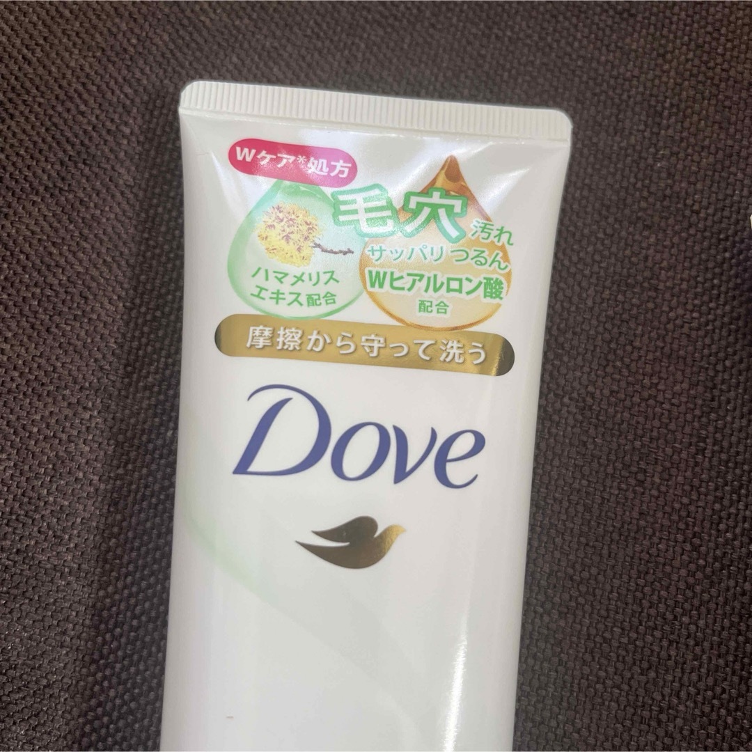 Dove（Unilever）(ダヴ)のダヴ ディープピュア／モイスチャー／クリアニュー洗顔料 130g ×3本セット コスメ/美容のスキンケア/基礎化粧品(洗顔料)の商品写真