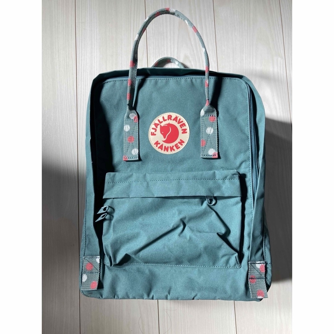 FJALLRAVEN KANKEN(フェールラーベンカンケン)のmako_haru様専用【新品未使用レアカラー】カンケンリュック レディースのバッグ(リュック/バックパック)の商品写真