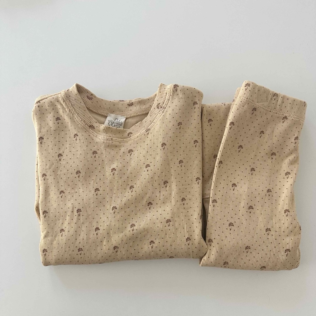 Caramel baby&child (キャラメルベビー&チャイルド)のApolina Una Jersey set, peanut 3-5Y キッズ/ベビー/マタニティのキッズ服女の子用(90cm~)(その他)の商品写真