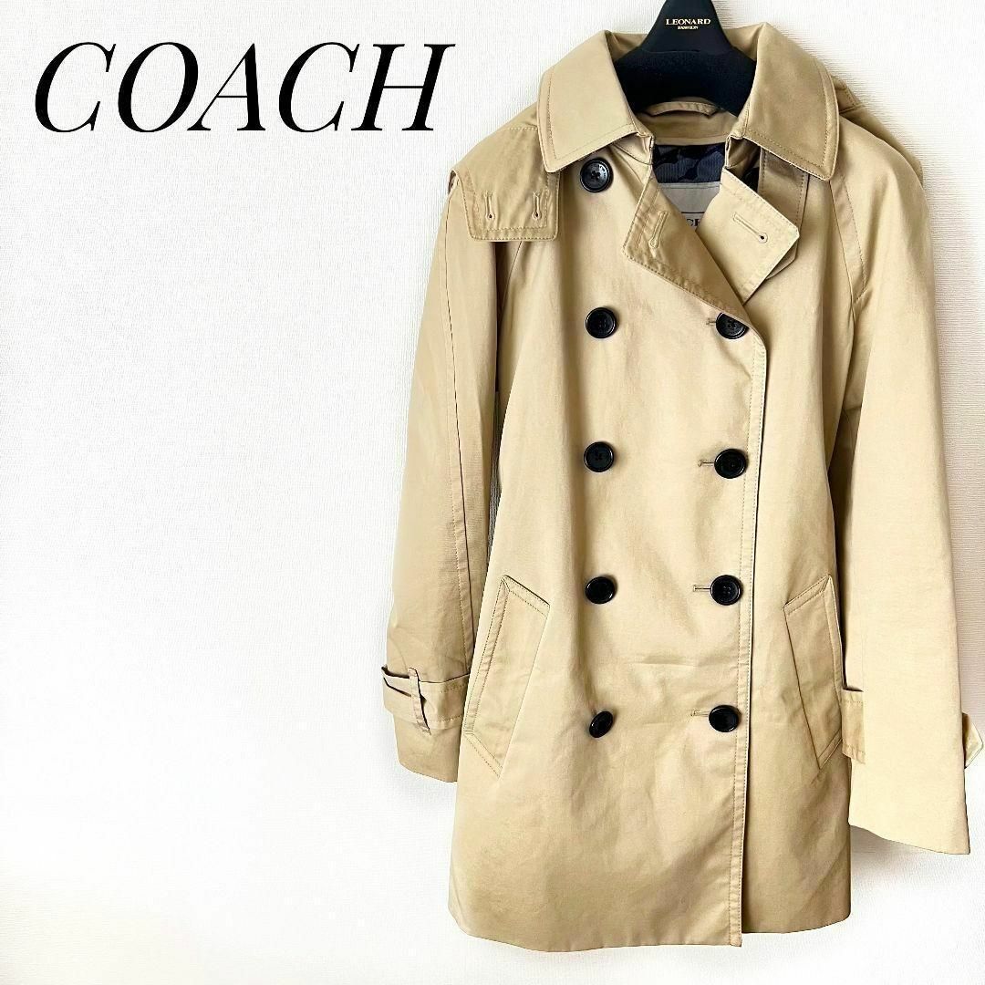 COACH(コーチ)の【美品】コーチ フード付 ハーフ トレンチコート ベージュ シグネチャー レディースのジャケット/アウター(トレンチコート)の商品写真