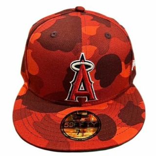 アベイシングエイプ(A BATHING APE)のA BATHING APE BAPE × MLB x AMGELS RED 59FIFTIY CAP 7 3/4 NEW ERA BAPE(キャップ)