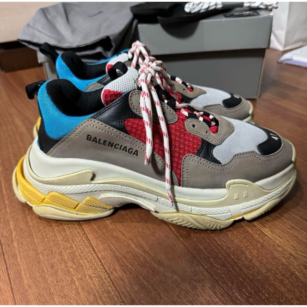 Balenciaga(バレンシアガ)のbalenciaga tripleS トリエス 41 メンズの靴/シューズ(スニーカー)の商品写真