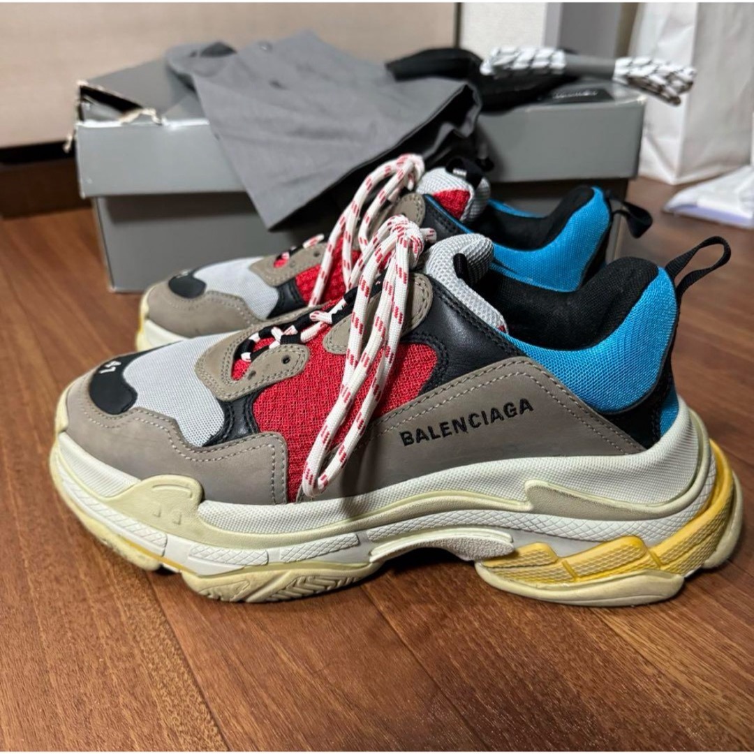 Balenciaga(バレンシアガ)のbalenciaga tripleS トリエス 41 メンズの靴/シューズ(スニーカー)の商品写真