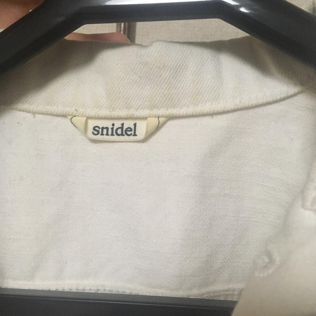 SNIDEL(スナイデル)のsnidel ホワイトジャケット レディースのジャケット/アウター(Gジャン/デニムジャケット)の商品写真