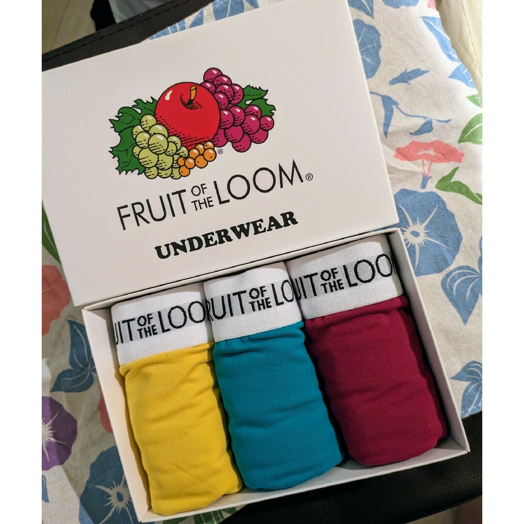 FRUIT OF THE LOOM(フルーツオブザルーム)のFRUIT OF THE LOOM　BOX入り無地3Pボクサーパンツ メンズのアンダーウェア(ボクサーパンツ)の商品写真