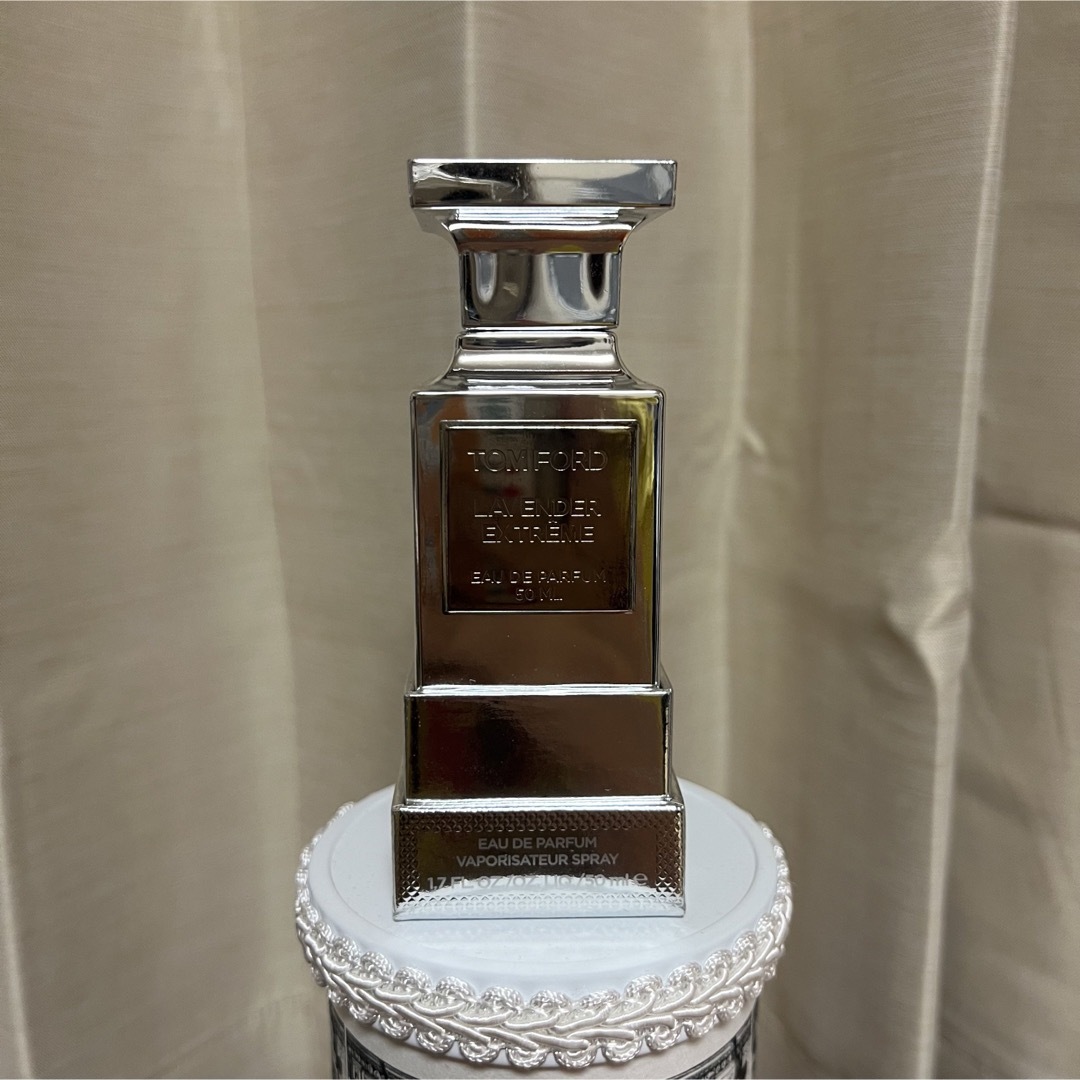 TOM FORD(トムフォード)のトムフォード ラベンダー エクストリーム  オードパルファム　スプレー　50mL コスメ/美容の香水(ユニセックス)の商品写真