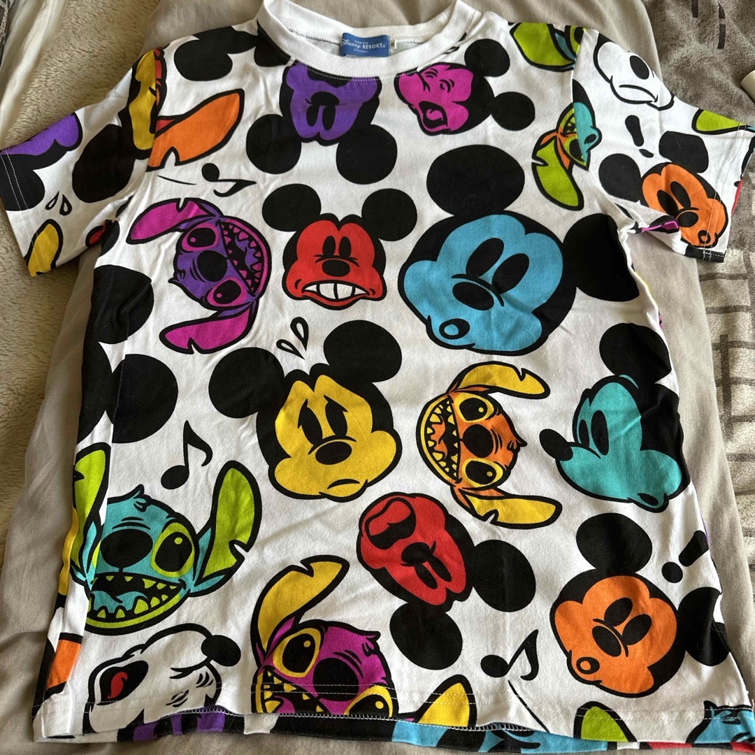 Disney(ディズニー)のディズニーリゾート 総柄Tシャツ S レディースのトップス(Tシャツ(半袖/袖なし))の商品写真