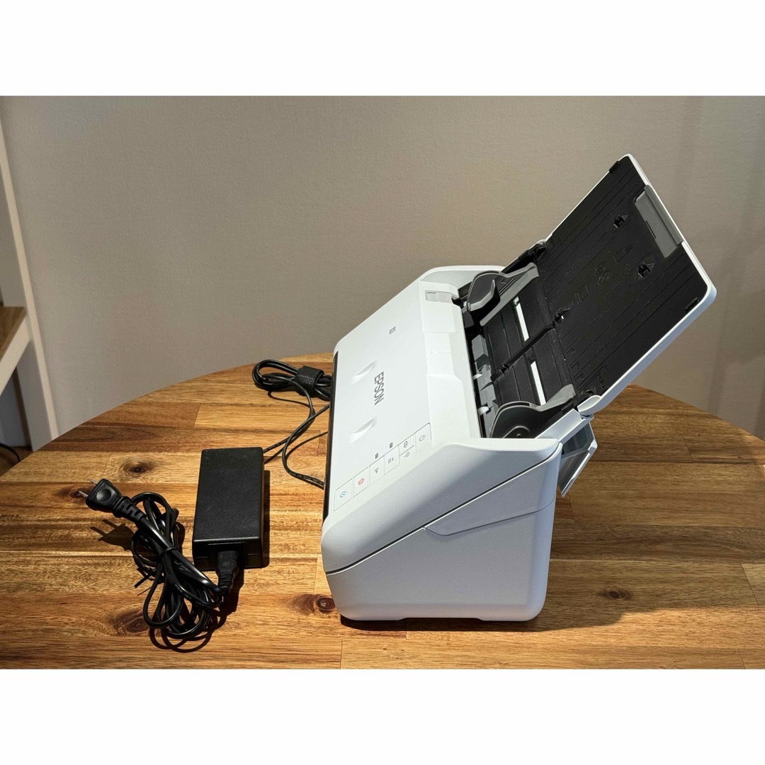 EPSON(エプソン)のEPSON  スキャナー DS-570W スマホ/家電/カメラのPC/タブレット(PC周辺機器)の商品写真