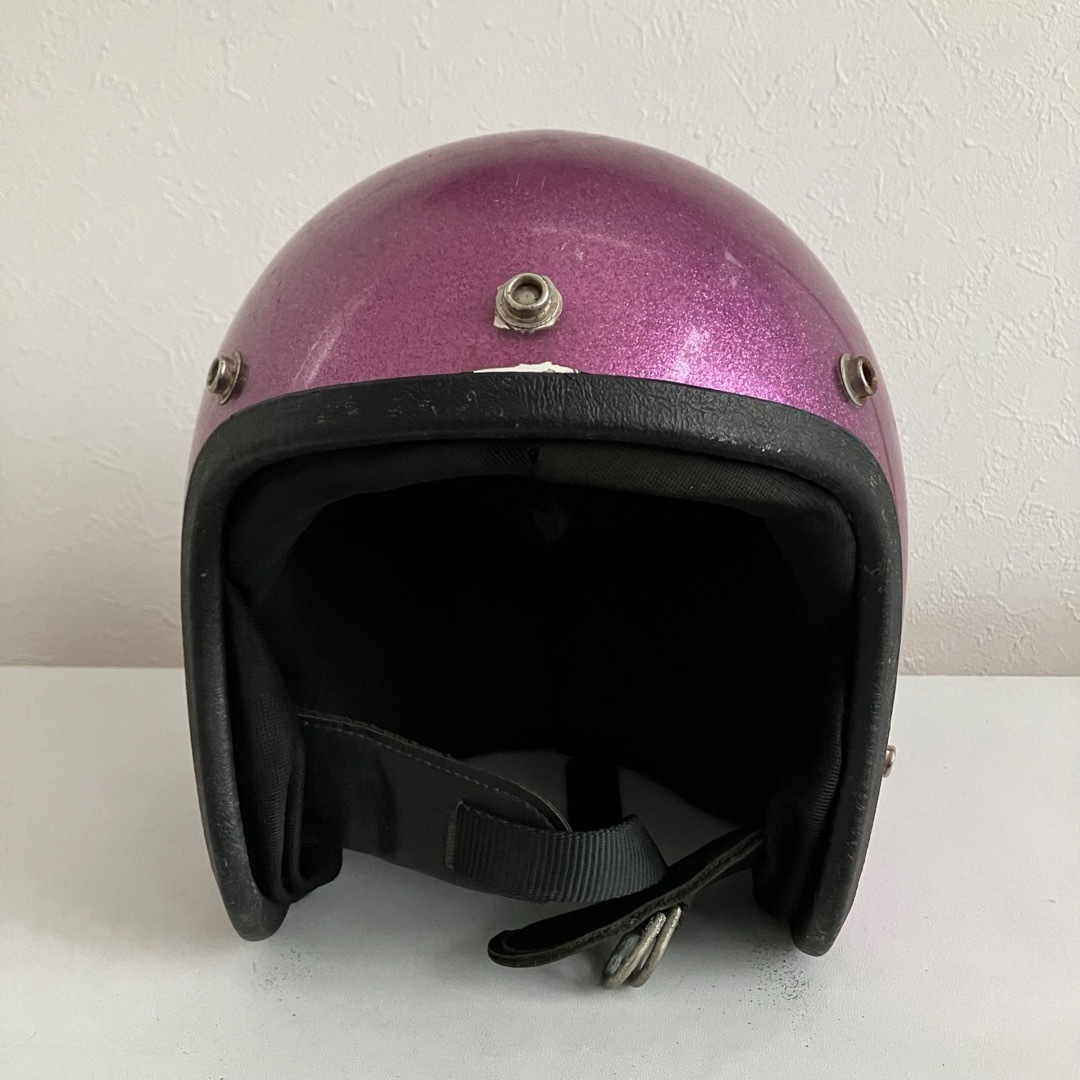 ビンテージヘルメット　1960年代　Lサイズ　紫色　バイク　旧車　ジェット 自動車/バイクのバイク(ヘルメット/シールド)の商品写真