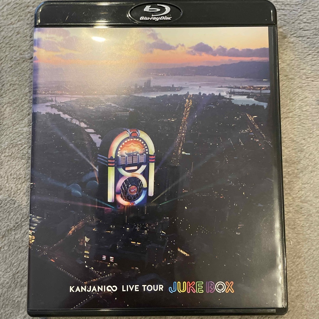 関ジャニ∞(カンジャニエイト)のKANJANI∞　LIVE　TOUR　JUKE　BOX Blu-ray エンタメ/ホビーのDVD/ブルーレイ(ミュージック)の商品写真