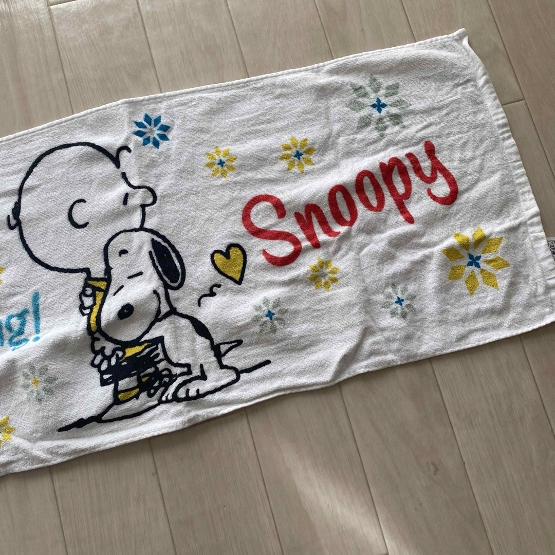 SNOOPY(スヌーピー)のスヌーピー SNOOPY フェイスタオル インテリア/住まい/日用品の日用品/生活雑貨/旅行(タオル/バス用品)の商品写真