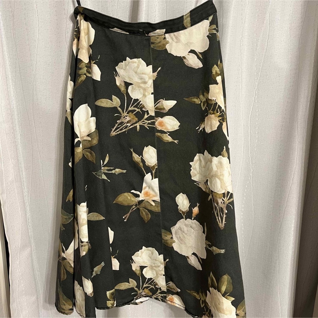 moussy(マウジー)のmoussy 花柄スカート レディースのスカート(その他)の商品写真