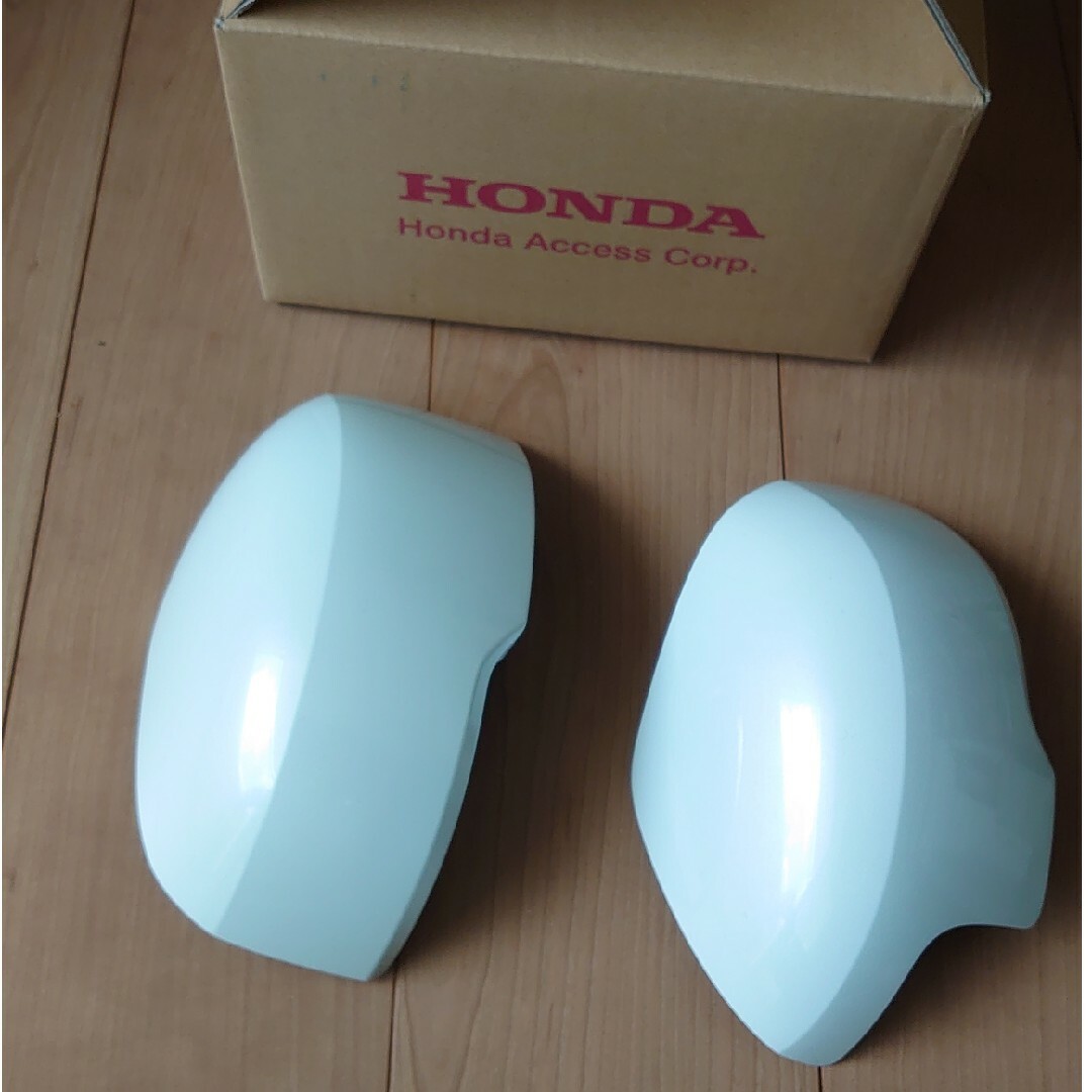 ホンダ(ホンダ)のHONDA 新型N BOX ドアミラーカバー 自動車/バイクの自動車(車外アクセサリ)の商品写真