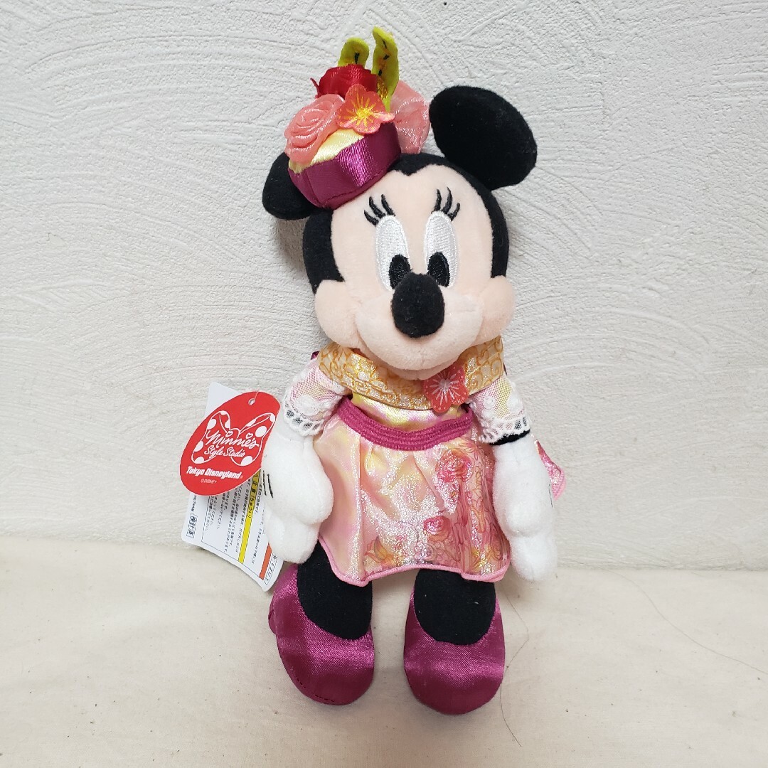 Disney - ミニーのスタイルスタジオ☆春☆ミニーぬいぐるみバッジの