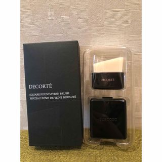 COSME DECORTE - 新品　コスメデコルテ  スクエア ファンデーション ブラシ