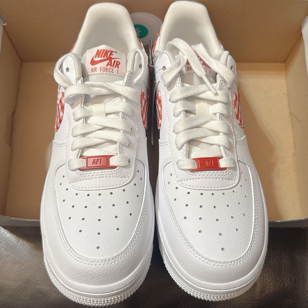 NIKE(ナイキ)のNIKE  AIR FORCE 1 ’07 ESS TREND  23cm 新品 レディースの靴/シューズ(スニーカー)の商品写真