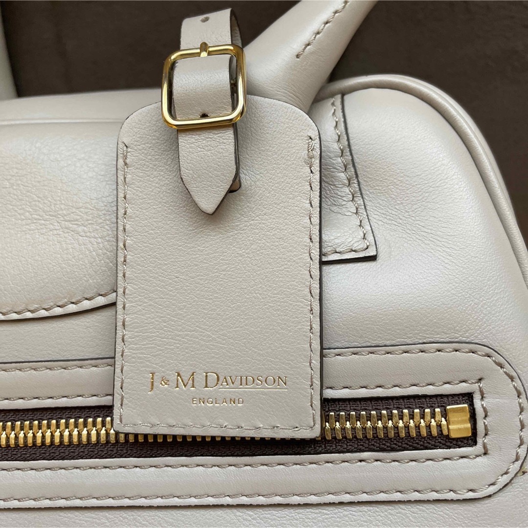 J&M DAVIDSON(ジェイアンドエムデヴィッドソン)のJ&M DAVIDSON 　MINI VIVI  ミニヴィヴィ　未使用 レディースのバッグ(ボストンバッグ)の商品写真