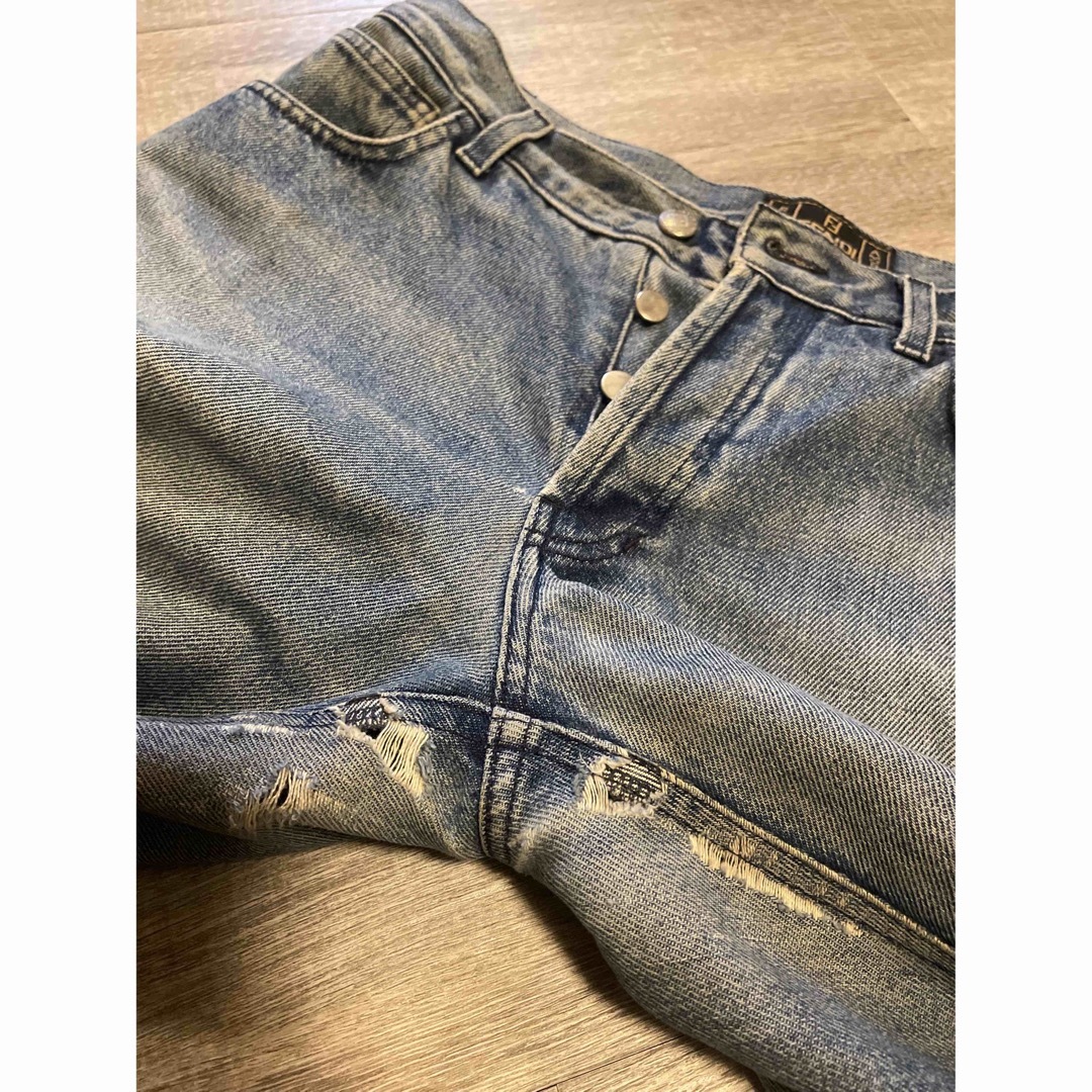 FENDI(フェンディ)のOLD FENDI JEANS ダメージ レディースのパンツ(デニム/ジーンズ)の商品写真