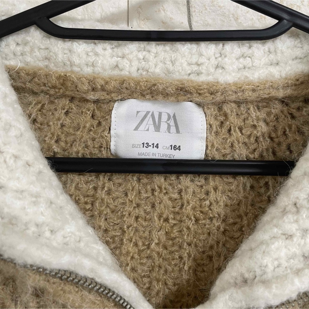 ZARA KIDS(ザラキッズ)のZARA ジッパー付きニットセーター　164cm ハーフジップ　キッズ　ガールズ キッズ/ベビー/マタニティのキッズ服女の子用(90cm~)(ニット)の商品写真