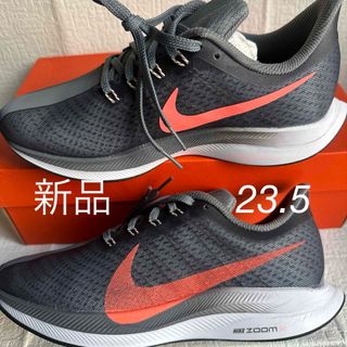 ナイキ(NIKE)の《新品》ナイキ　ランニングシューズ(トレーニング用品)