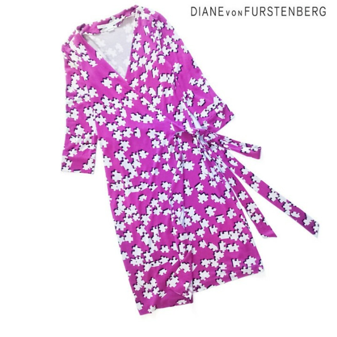 DIANE von FURSTENBERG(ダイアンフォンファステンバーグ)のダイアンフォンファステンバーグ■シルク ラップワンピース 総柄 パープル レディースのワンピース(ひざ丈ワンピース)の商品写真