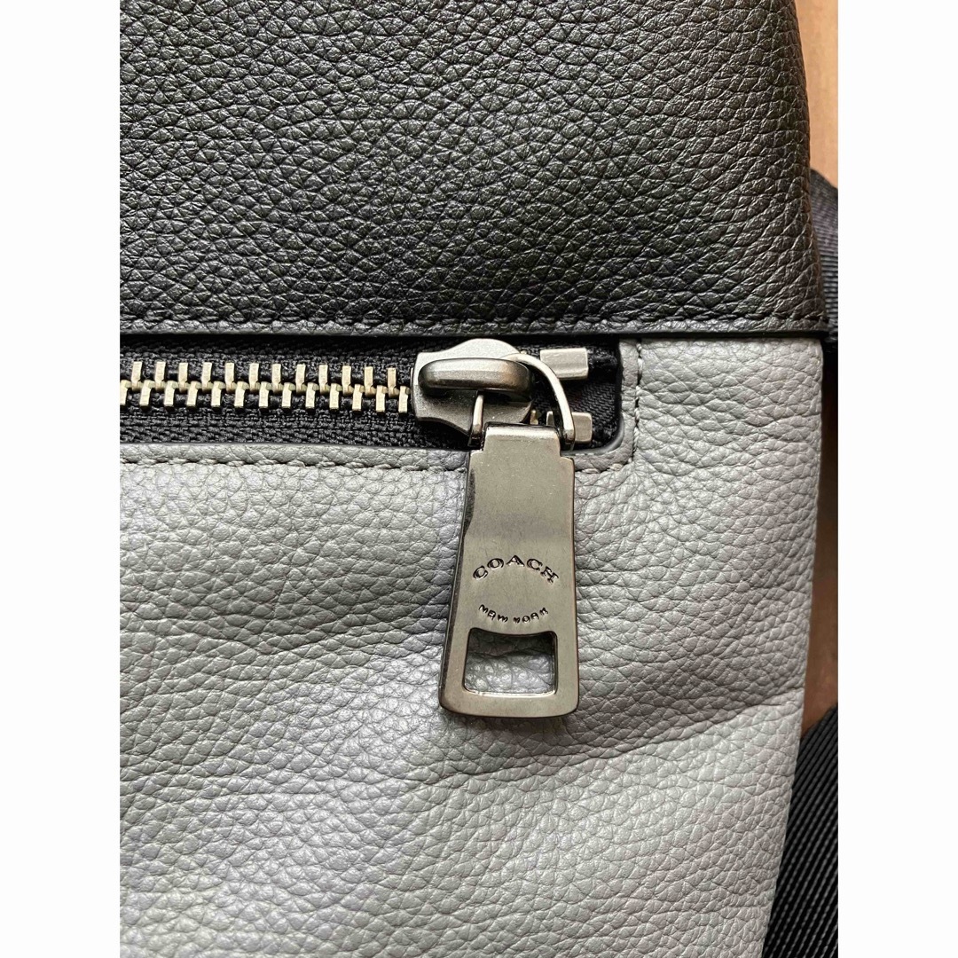 COACH(コーチ)のコーチ　ショルダーバッグ　メンズ メンズのバッグ(その他)の商品写真