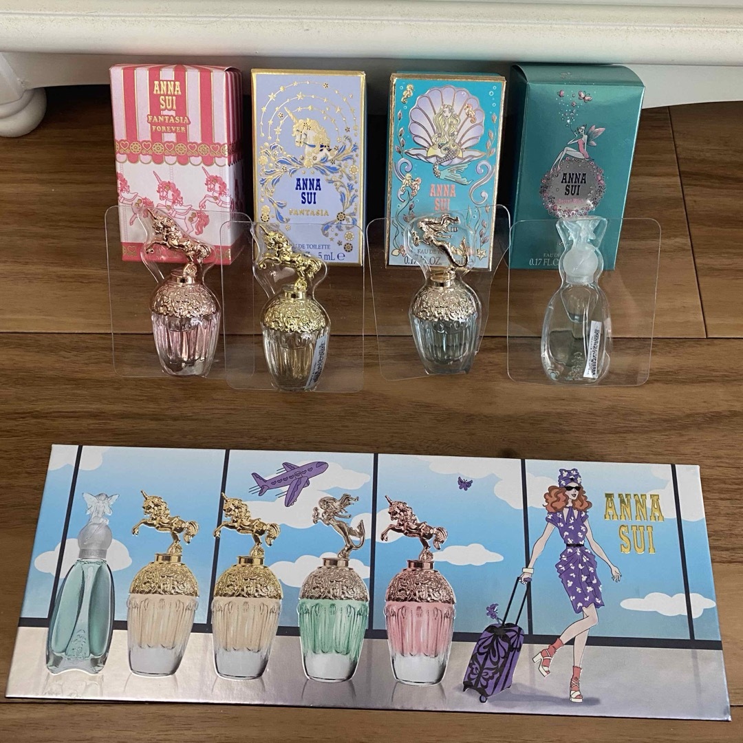 ANNA SUI(アナスイ)のアナスイミニ香水セット4種類5ml×4個ANNA SUIフレグランス コスメ/美容の香水(香水(女性用))の商品写真