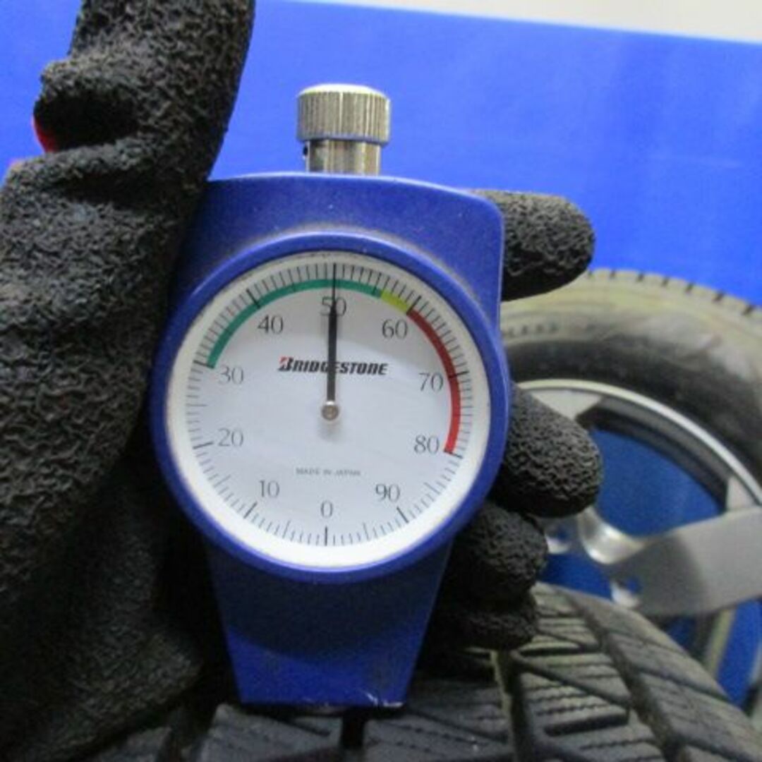 ジムニー　16インチ+175/80R16　BSスタッドレス　深溝 自動車/バイクの自動車(タイヤ・ホイールセット)の商品写真