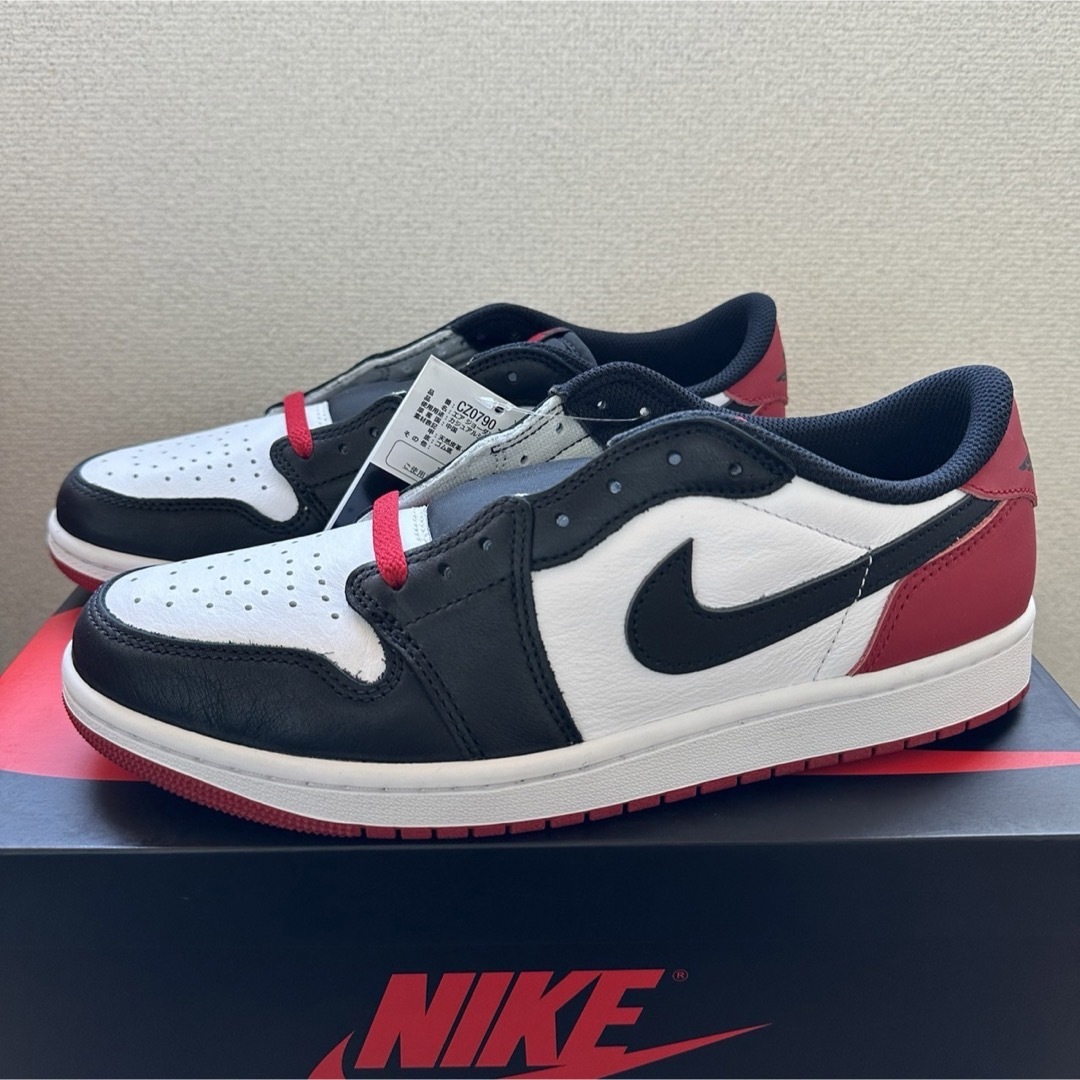 Jordan Brand（NIKE）(ジョーダン)の新品 エアジョーダン1ロー 28cm AJ1 つま黒 メンズの靴/シューズ(スニーカー)の商品写真