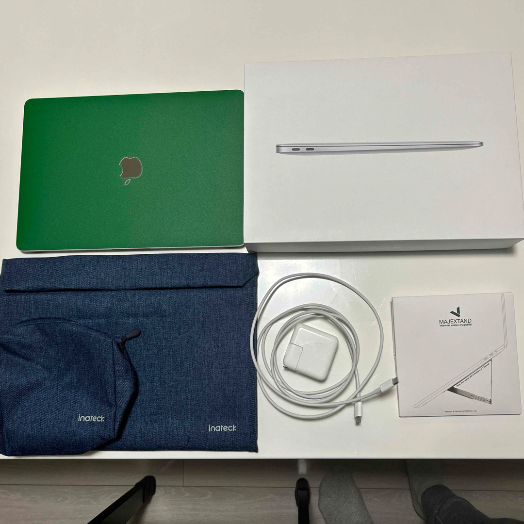 Mac (Apple)(マック)のAPPLE MacBook Air MGN93J/A スマホ/家電/カメラのPC/タブレット(ノートPC)の商品写真