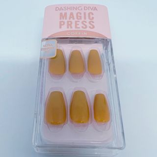 ダッシングディバ(DASHING DIVA)の★限定完売★㉘ダッシングディバ マジックプレス コフィンシリーズ💅(つけ爪/ネイルチップ)