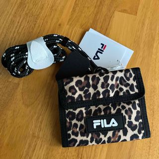 フィラ(FILA)の値下げ　フィラ　レオパード柄ネックホルダー(財布)