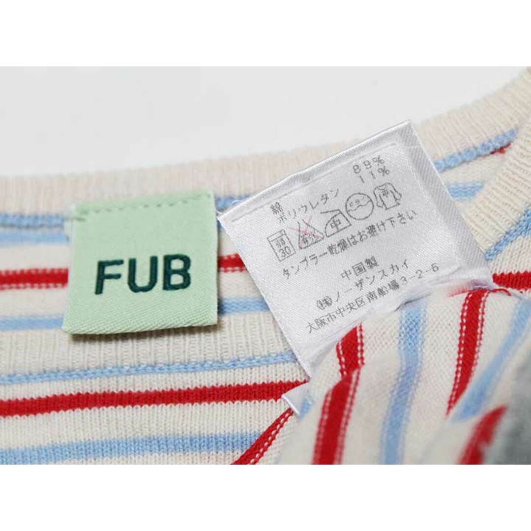 ‡ファブ/FUB‡90cm ニット/セーター 白×赤【中古】子供服 キッズ kids ベビー服 baby 男の子 女の子 春秋  tops 312042 キッズ/ベビー/マタニティのベビー服(~85cm)(ニット/セーター)の商品写真