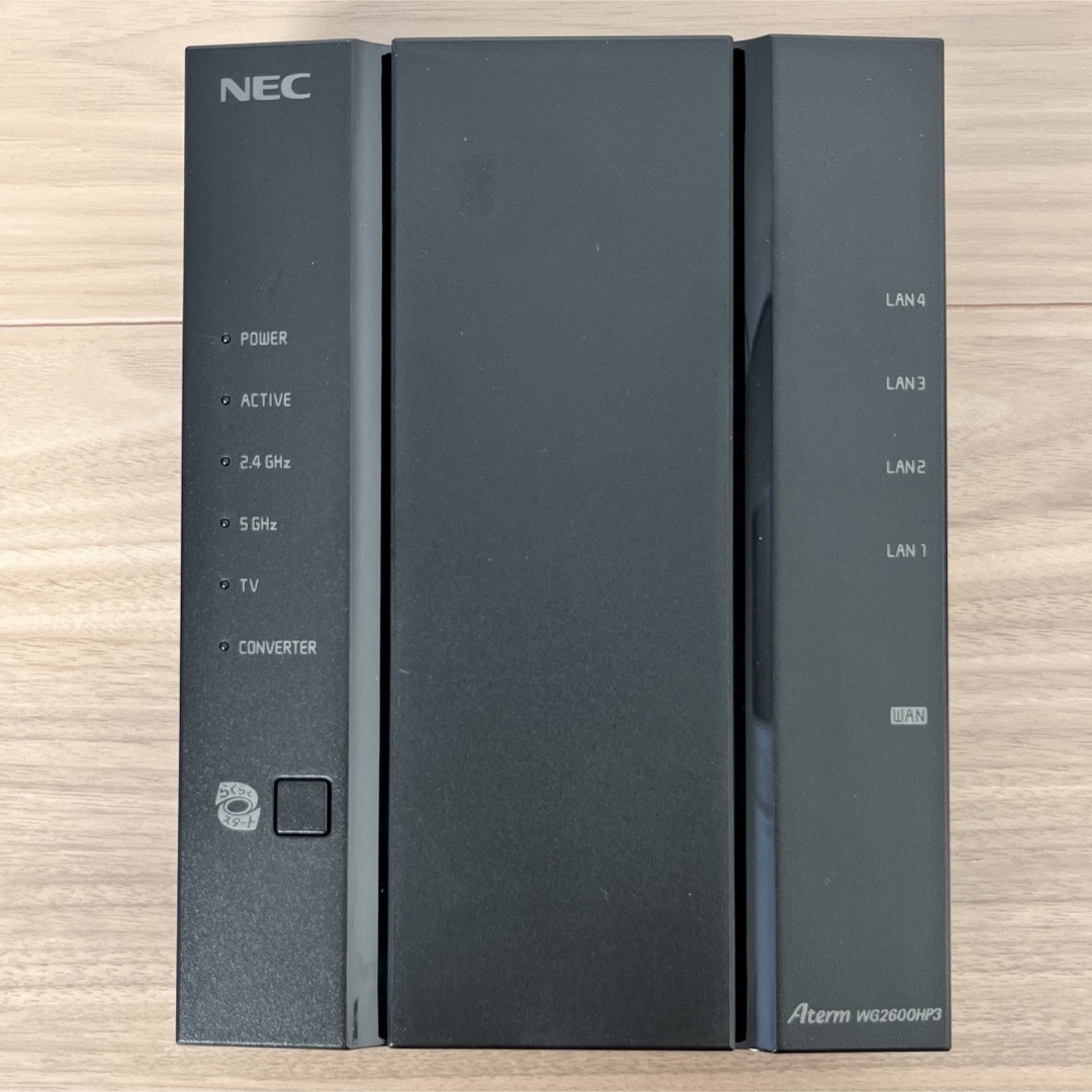 NEC(エヌイーシー)のNEC Aterm Wi-Fiホームルータ PA-WG2600HP3 スマホ/家電/カメラのPC/タブレット(PC周辺機器)の商品写真