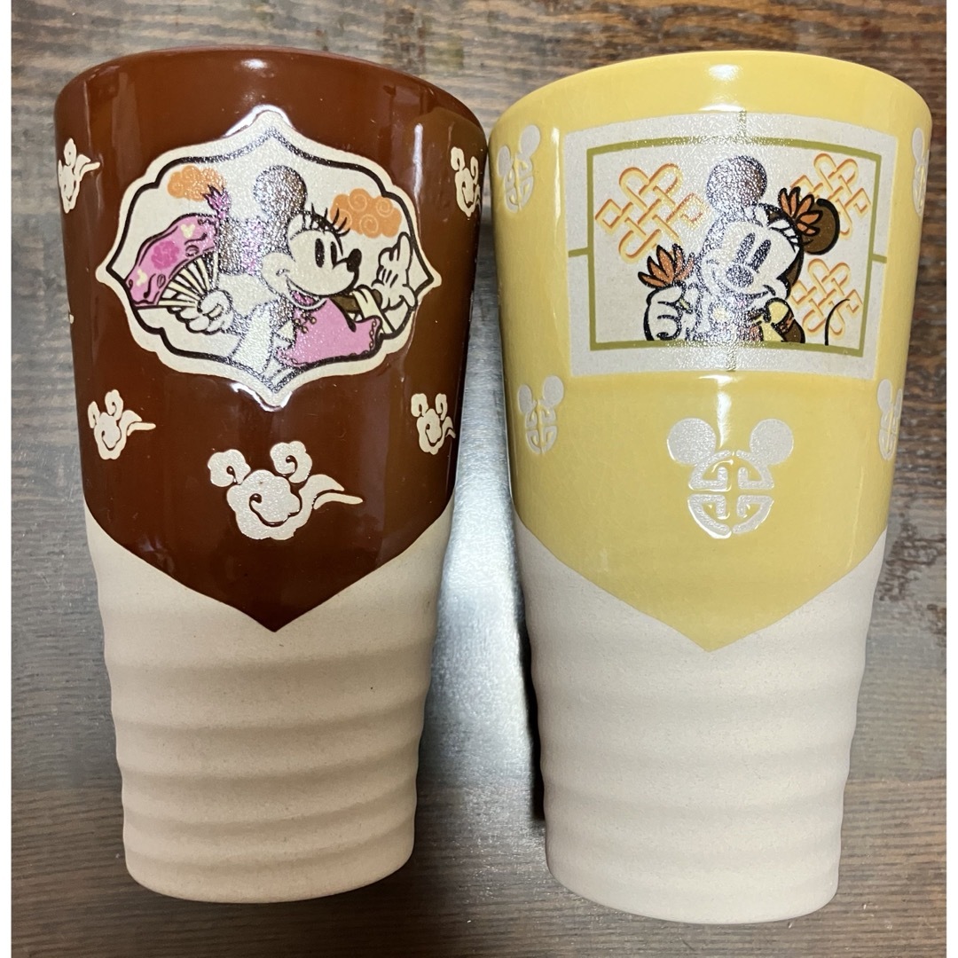 Disney(ディズニー)の非売品　ディズニー　陶器タンブラー　2個セットで エンタメ/ホビーのおもちゃ/ぬいぐるみ(キャラクターグッズ)の商品写真