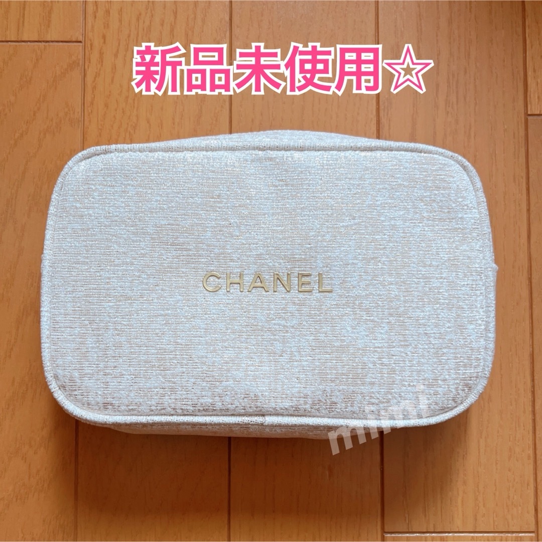 CHANEL(シャネル)の限定☆ シャネル 2023クリスマスコフレ デュオインバッグセット ポーチのみ レディースのファッション小物(ポーチ)の商品写真