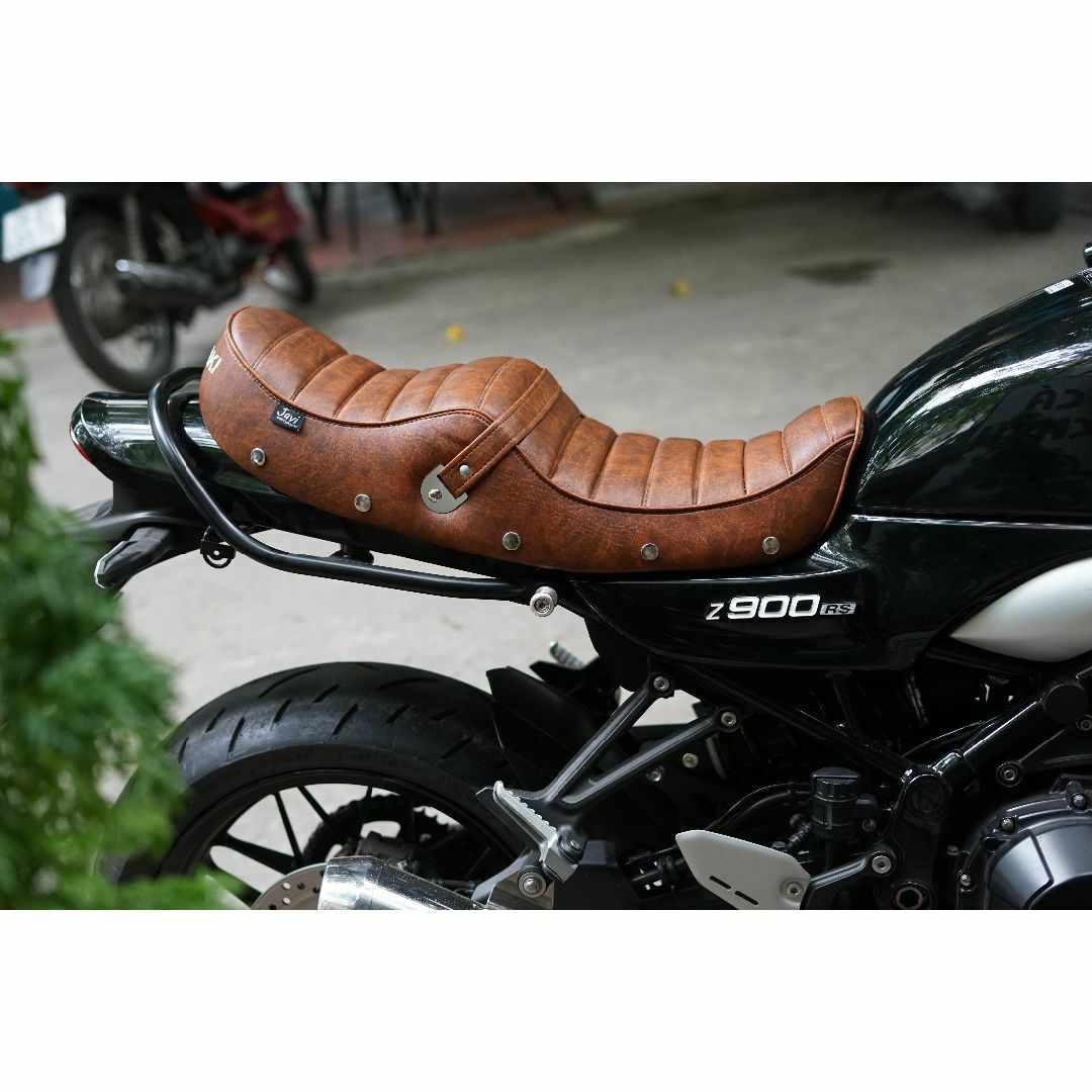 z900rs シート Javimotor タックロールシート 焼茶色 TYPE3の z900rs シート Javimotor タックロールシート 焼茶色 TYPE3の