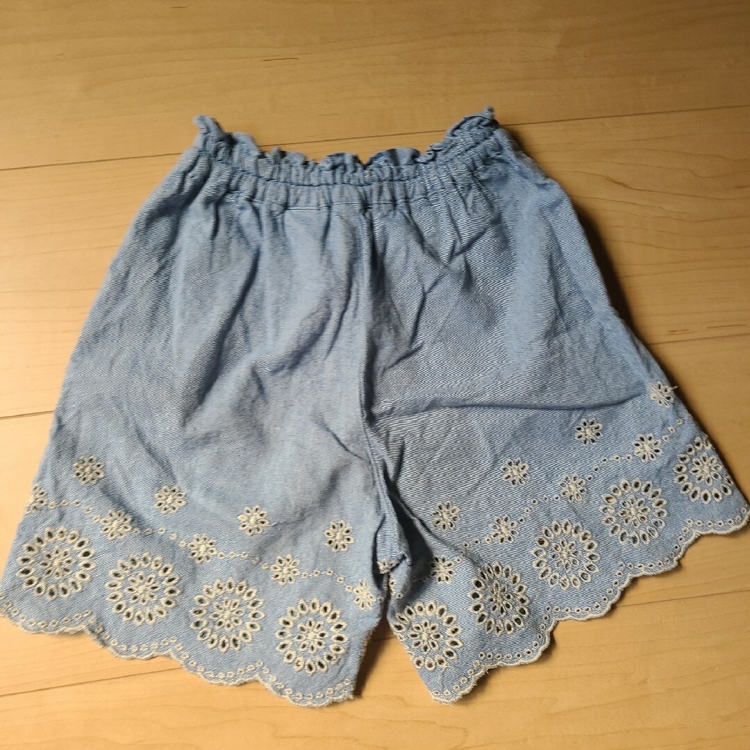 Combi mini(コンビミニ)のコンビミニ　ショートパンツ　キュロット　110　女の子 キッズ/ベビー/マタニティのキッズ服女の子用(90cm~)(パンツ/スパッツ)の商品写真