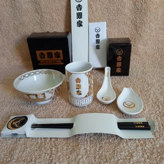 吉野家 - 吉野家 茶碗 湯呑み 箸 箸置き レンゲ 受け皿  6点セット 新品未使用