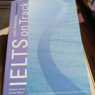 IELTS on track Academic(語学/参考書)