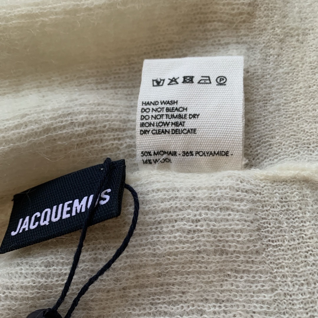 新品タグJACQUEMUS モヘアカーディガンLe Cardigan Alzou レディースのトップス(カーディガン)の商品写真