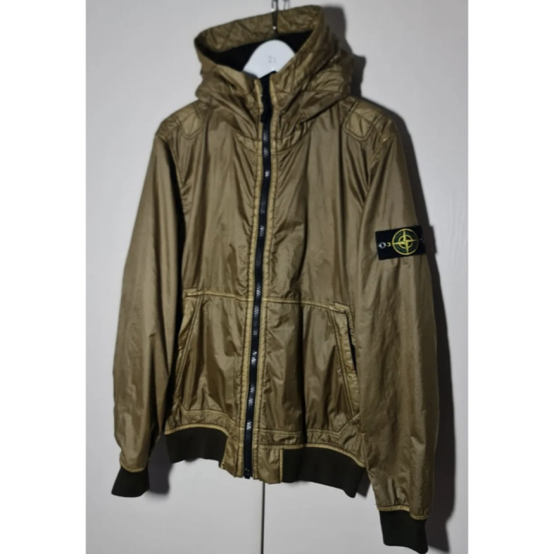 STONE ISLAND(ストーンアイランド)の2018 stone island lamy flock jacket M メンズのジャケット/アウター(ナイロンジャケット)の商品写真