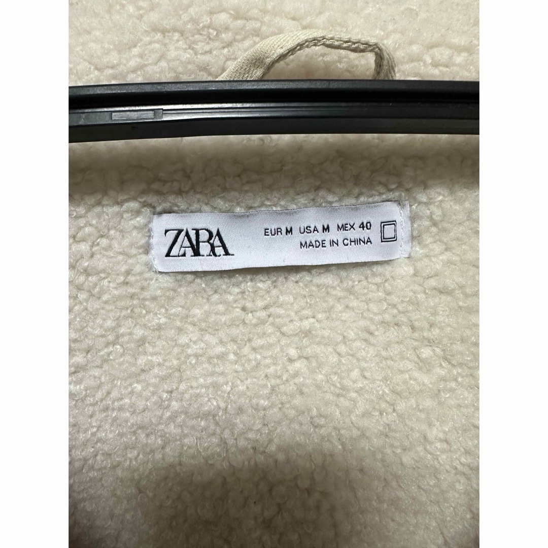 ZARA(ザラ)のZARA カンガルーポケット付きカラーブロックジャケット　ボア メンズのジャケット/アウター(その他)の商品写真