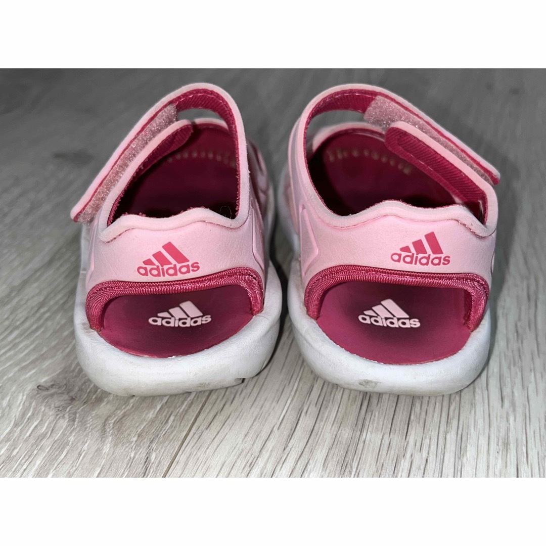 adidas(アディダス)のアディダス　サンダル キッズ/ベビー/マタニティのベビー靴/シューズ(~14cm)(サンダル)の商品写真