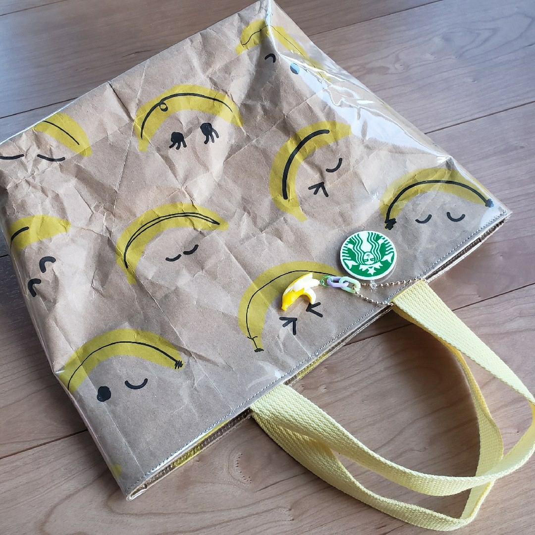 Starbucks(スターバックス)の専用⭐ハンドメイド スターバックス 紙袋リメイク 舟形トートバッグ スタババナナ ハンドメイドのファッション小物(バッグ)の商品写真