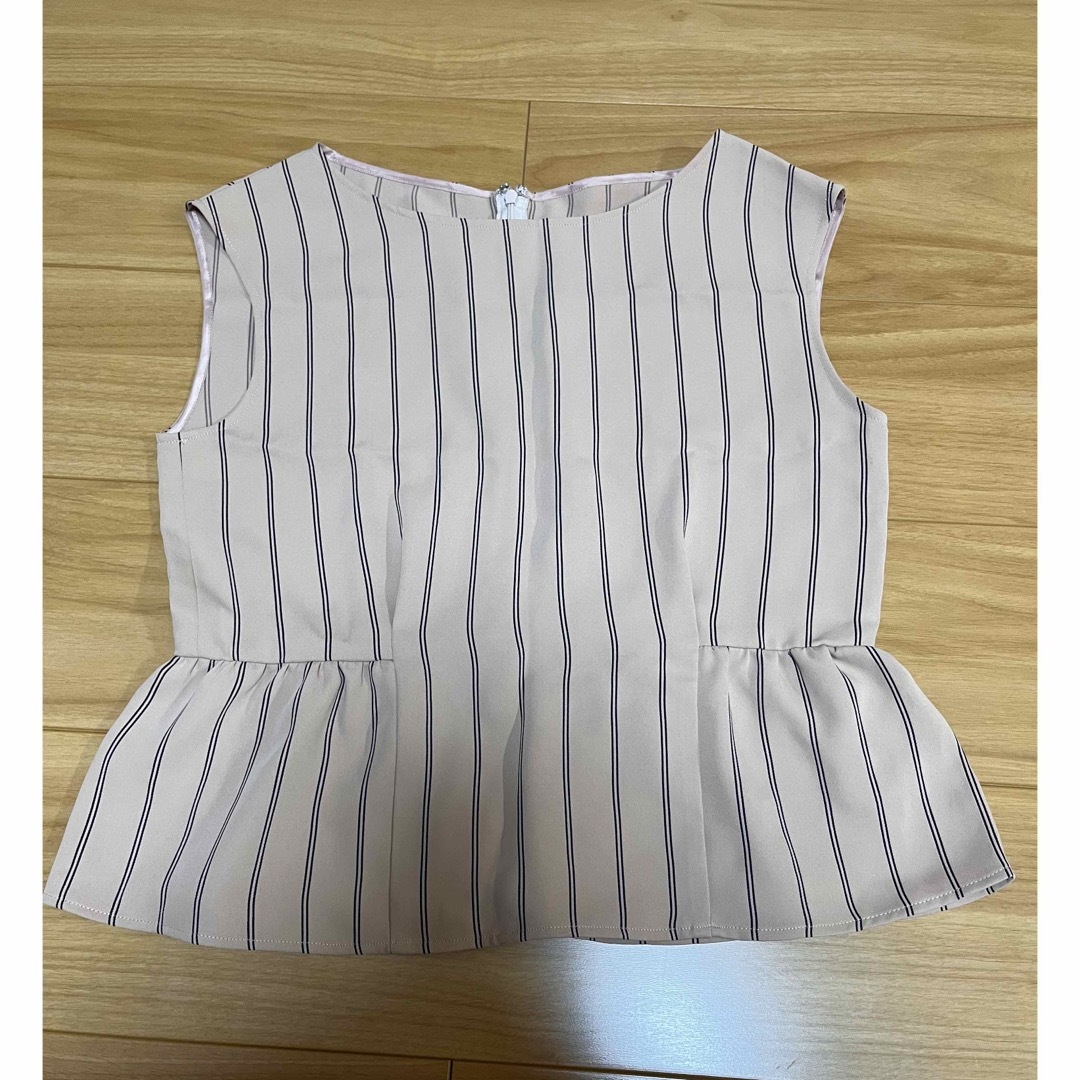 ANAYI(アナイ)の極美品 アナイ ペプラムトップス レディースのトップス(シャツ/ブラウス(半袖/袖なし))の商品写真