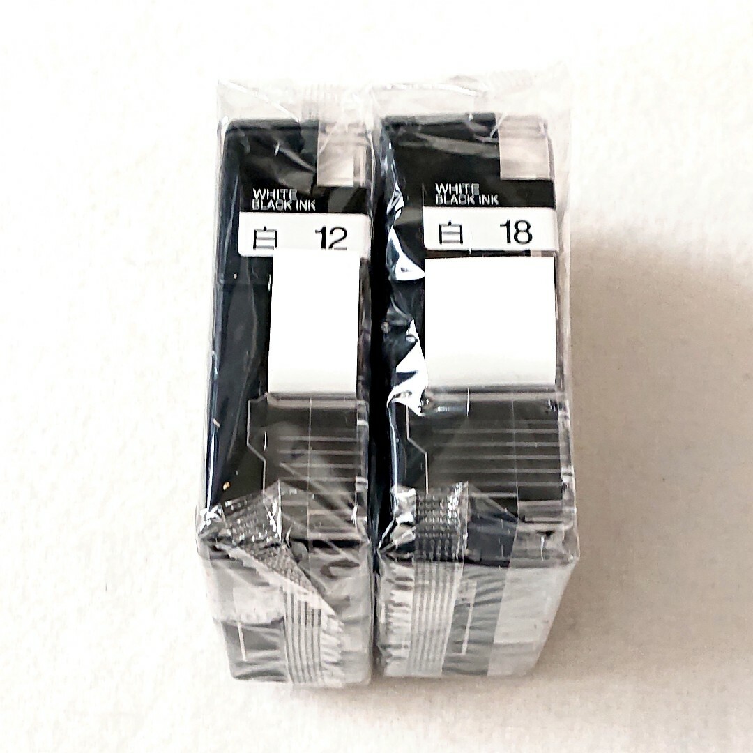 キングジム(キングジム)のテプラテープ キングジム テプラPRO 純正品 白色12㎜と18㎜のロングテープ インテリア/住まい/日用品の文房具(テープ/マスキングテープ)の商品写真