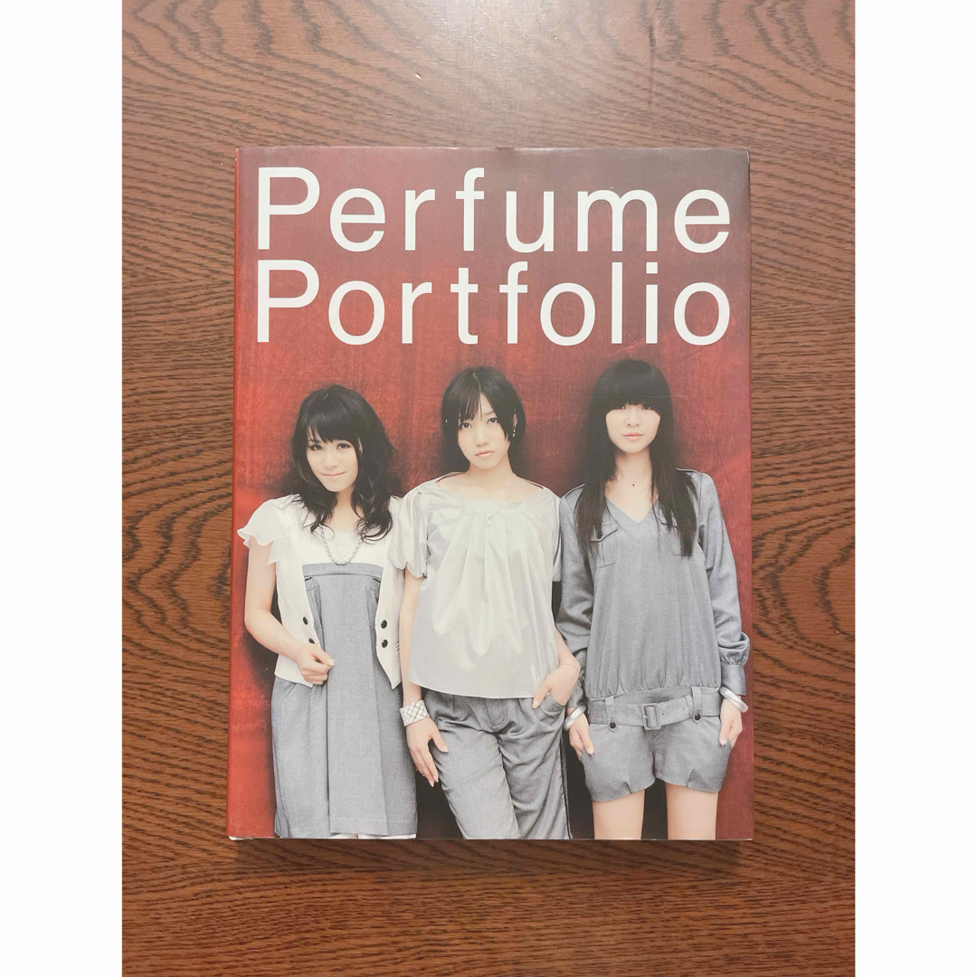 Perfume Livefolio Perfume Portfolio写真集 エンタメ/ホビーの本(アート/エンタメ)の商品写真